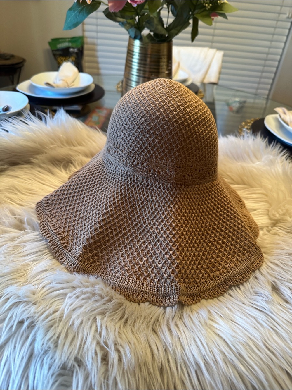 Women's Crochet Wide-Brim Sun Hat - Brown